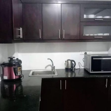 Nuwaraeliya Penthouse Apartment With Pool & Panaromic Views نوفارا إيلِيا المظهر الخارجي الصورة