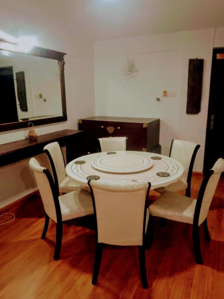 Nuwaraeliya Penthouse Apartment With Pool & Panaromic Views نوفارا إيلِيا المظهر الخارجي الصورة
